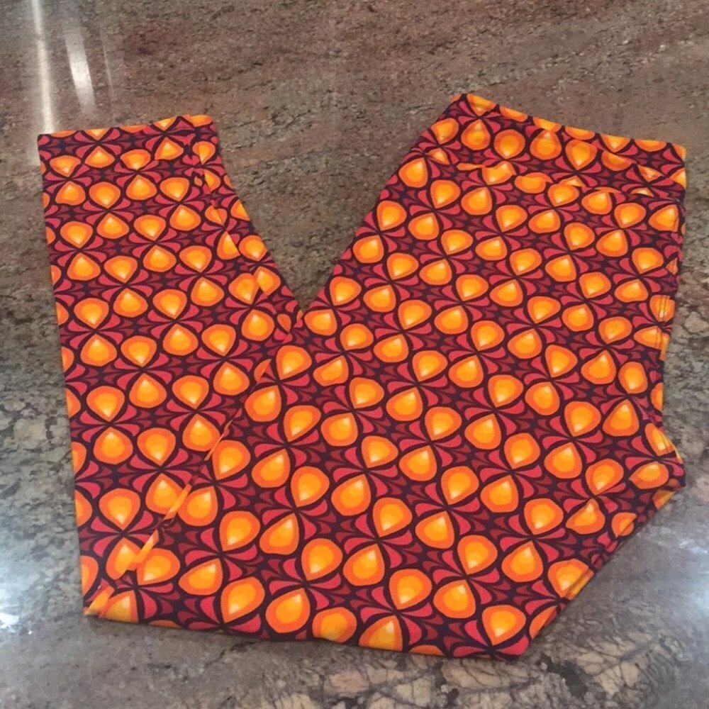 TC NWOT LuLaRoe Leggings DD11 1325